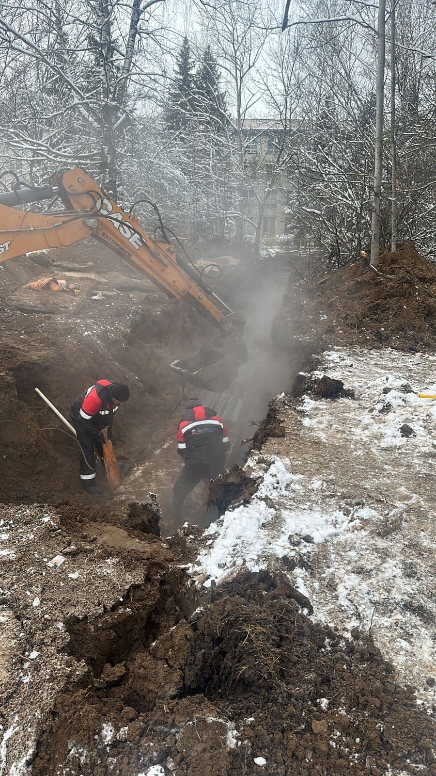 Ремонт трубопровода теплоснабжения и ГВС